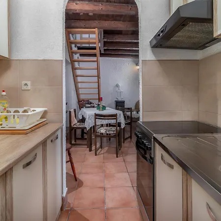 House Seka