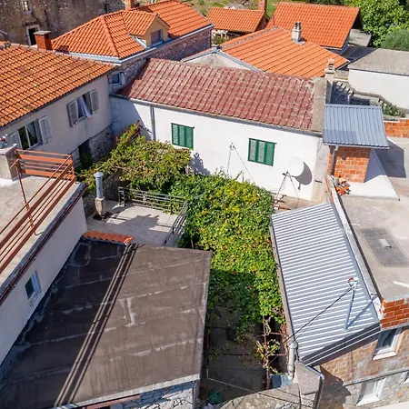House Seka